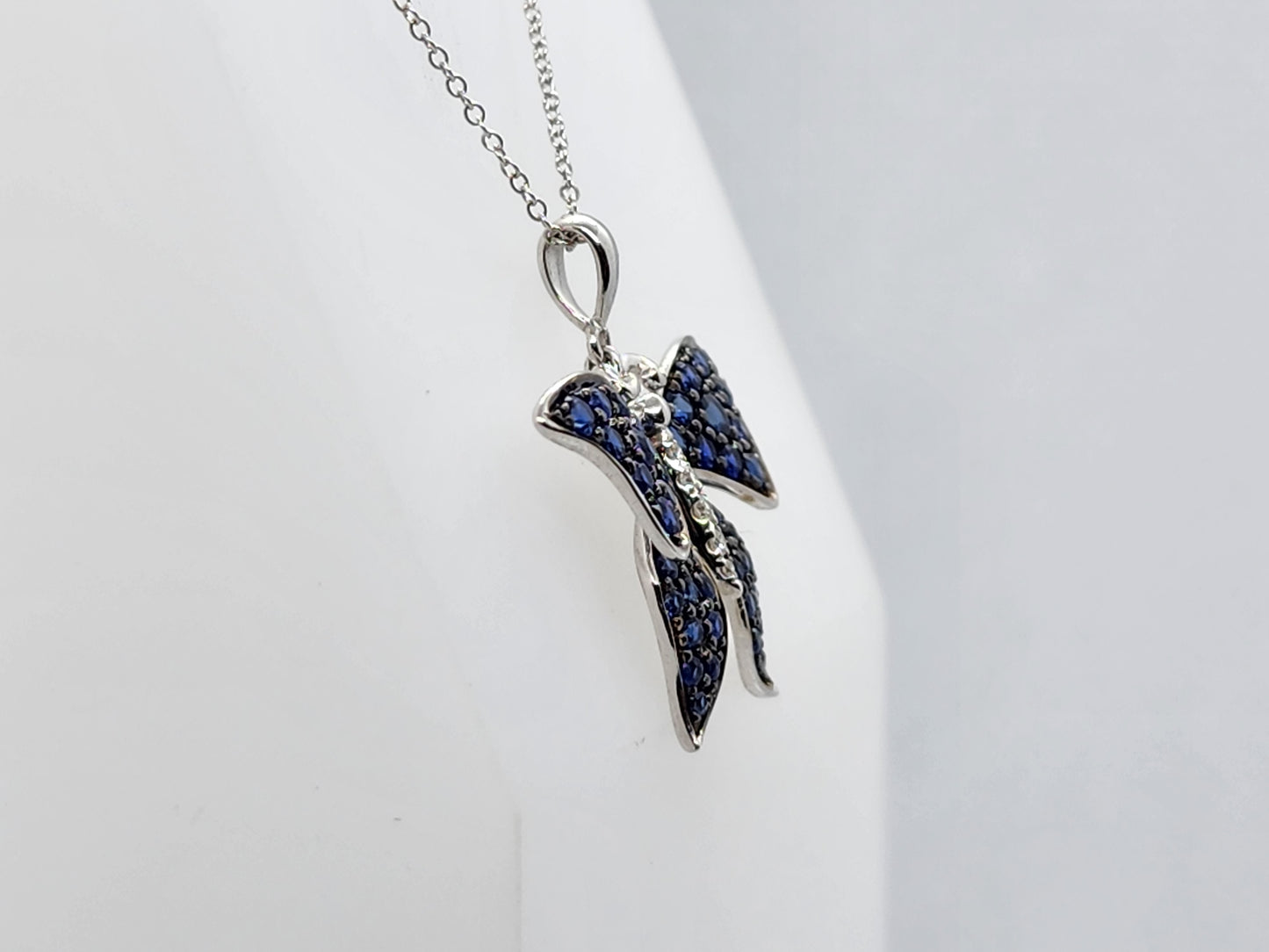 10K White Gold Blue Sapphire Diamond Butterfly Pendant 20149