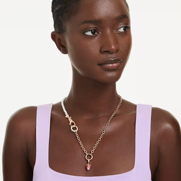 Swarovski Idyllia Charm Mixed Cuts, Strawberry, Red, 18k Gold-Plated finish 5743136