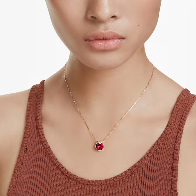 Swarovski Bella V Pendant Round Cut, Red, Gold-Tone Plated 5724287