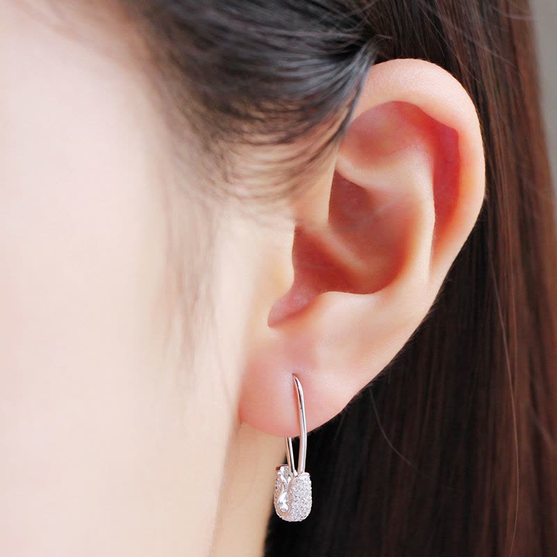 APM Single Pin Silver Earring AE10942OX